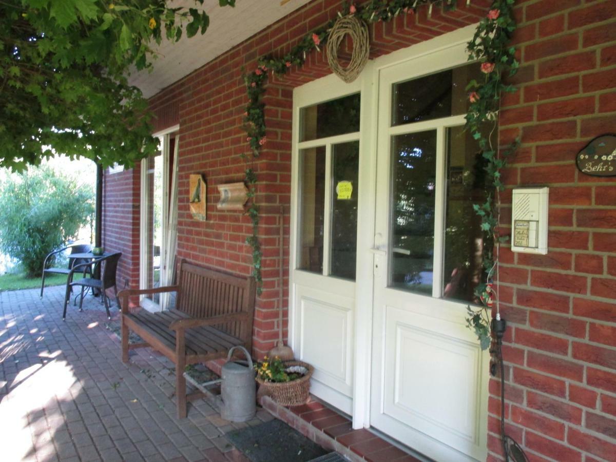 Hotel Behrs Hof Scharmbeck Exterior foto